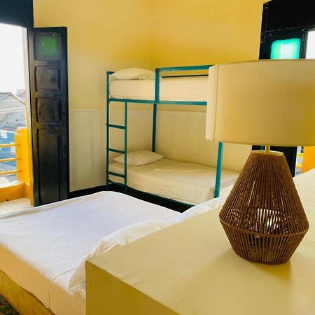 Hostal 1545 ริออชชา ภายนอก รูปภาพ